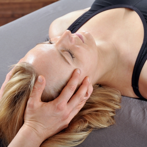 Headache pain relief by Peak Performance Physical Therapy